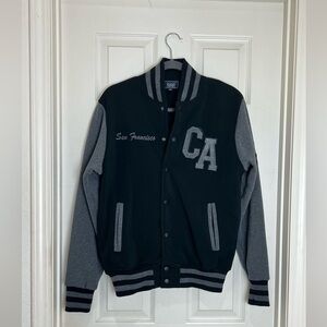 OCEAN BEACH varsity jacket men’s sports wear size M